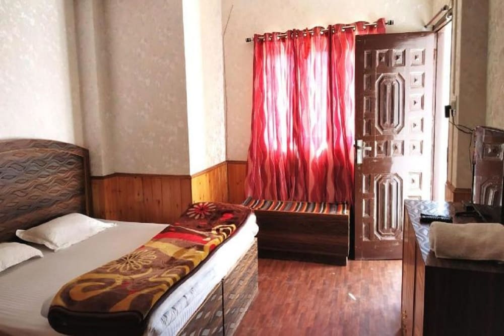 Goroomgo Himsutra shimla in Shimla, India