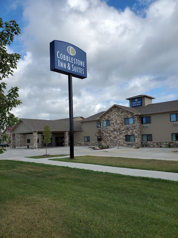 Cobblestone Inn & Suites Boone - photo 59