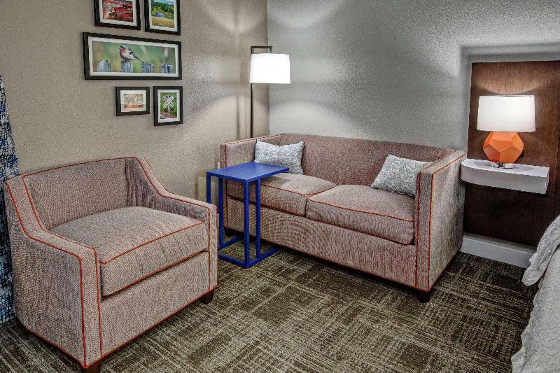Hampton Inn Tullahoma - photo 35