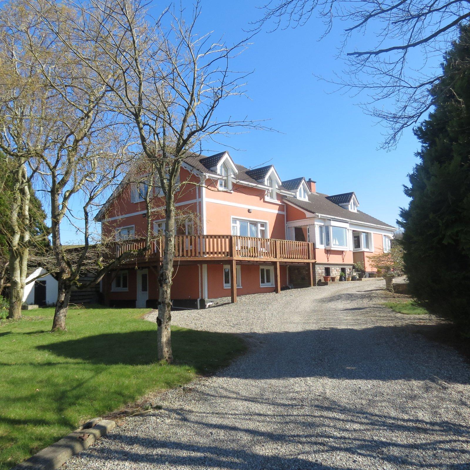 Ferrycarrig Lodge — 4-Star Luxury Hotel in Loch Garman, Republic of Ireland