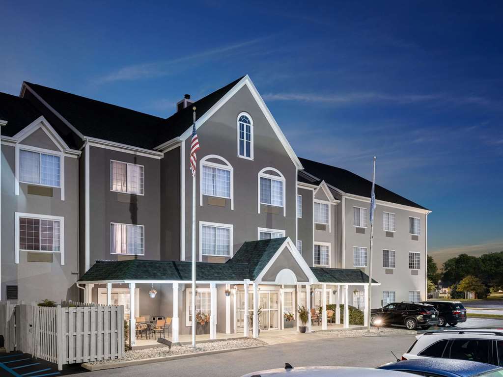 Country Inn & Suites by Radisson Maumee Toledo — hotel in Maumee