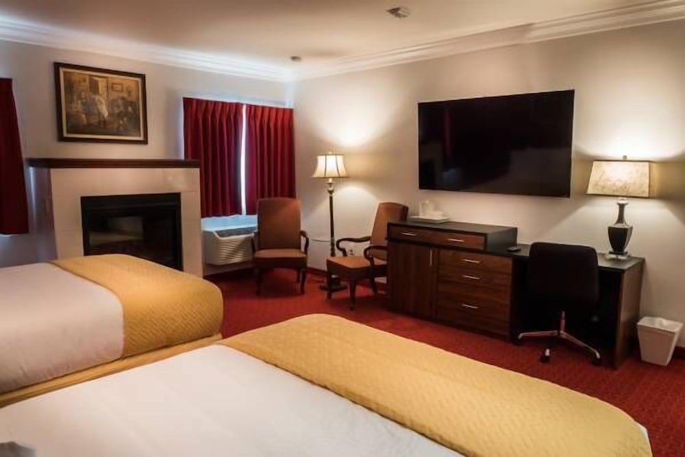 Skyline Hotel & Casino - photo 11
