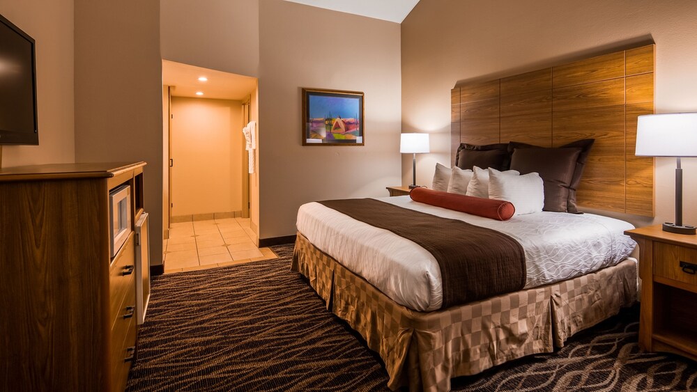 Best Western Plus Saddleback Inn & Conference Center - photo 12