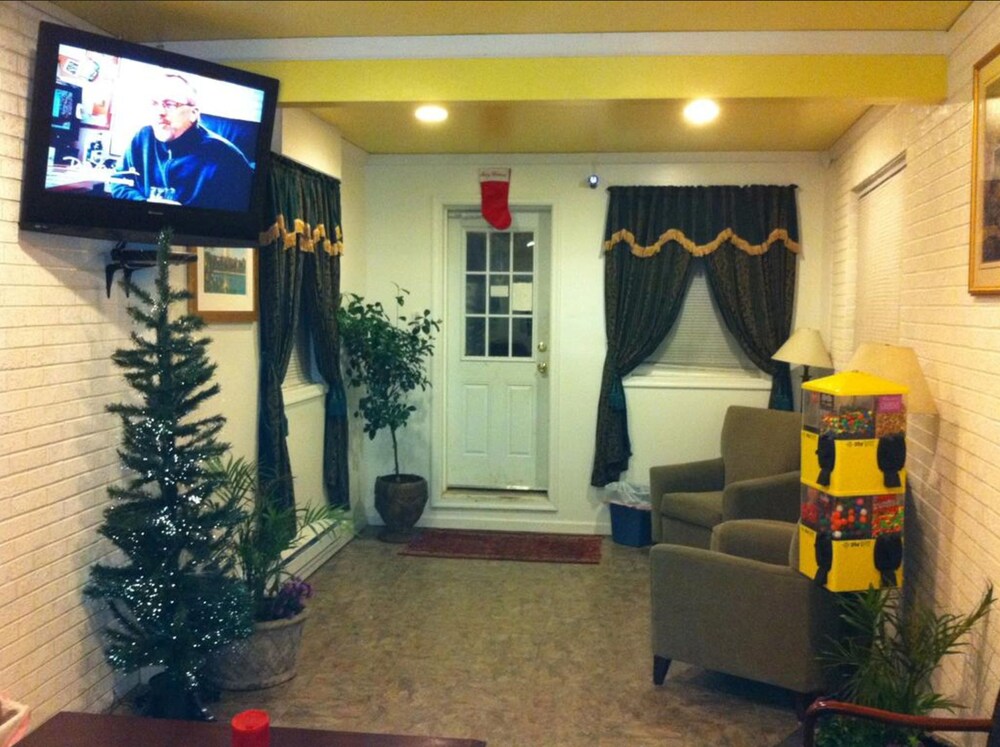 Clarysville Motel - photo 3
