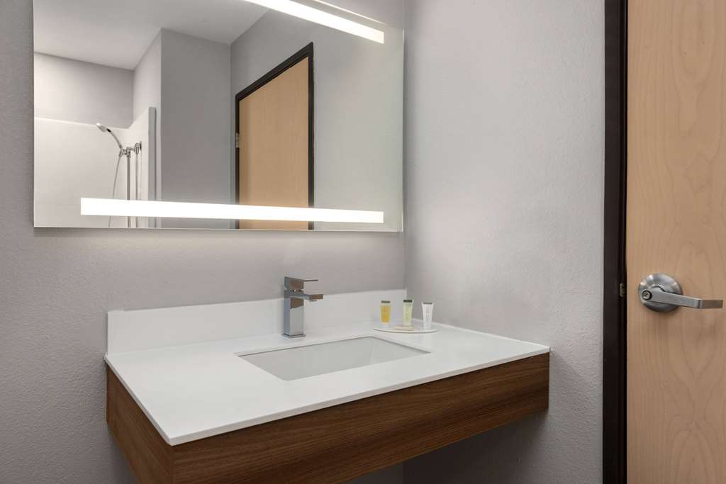 Microtel Inn & Suites by Wyndham Independence - photo 23