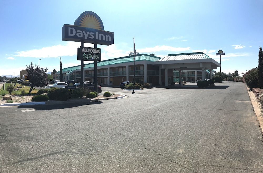 Days Inn by Wyndham Las Cruces - photo 33