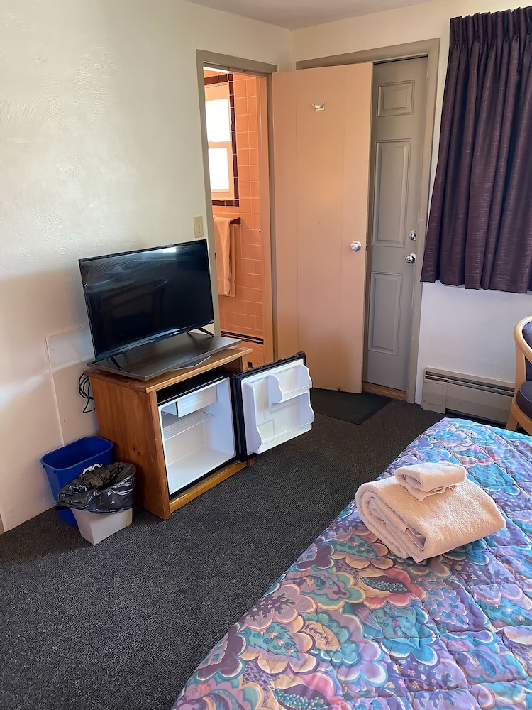 Gale River Motel - photo 3