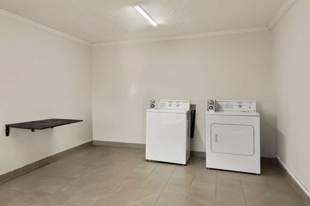 Rodeway Inn Lumberton Central - photo 28