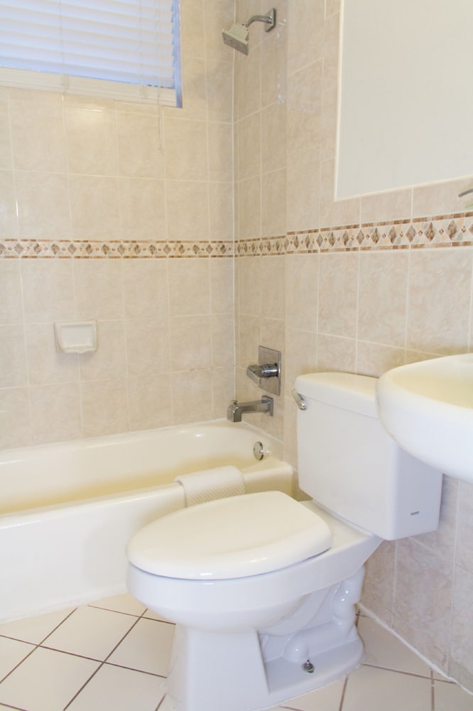 Suites of Dorchester - photo 29