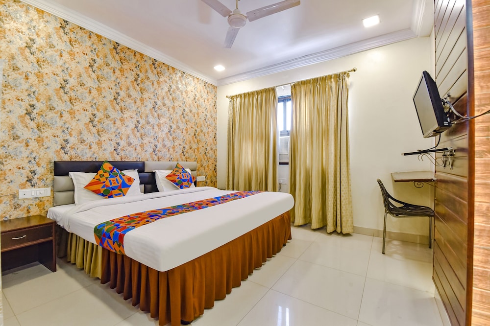 Via Golden Wings - last minute hotel in Udaipur