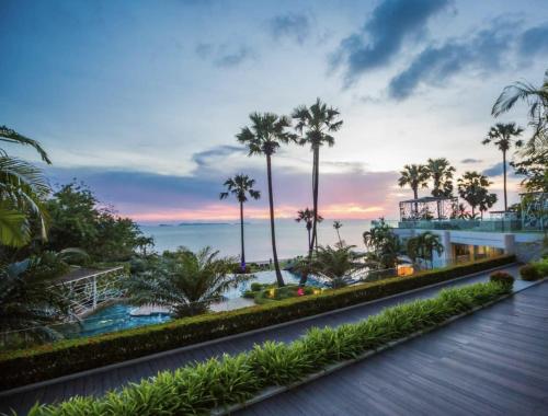 The Palm Wongamat 2BR Luxury Beachfront Suite Ocean View — 4-Star Luxury Hotel in Pattaya, Thailand