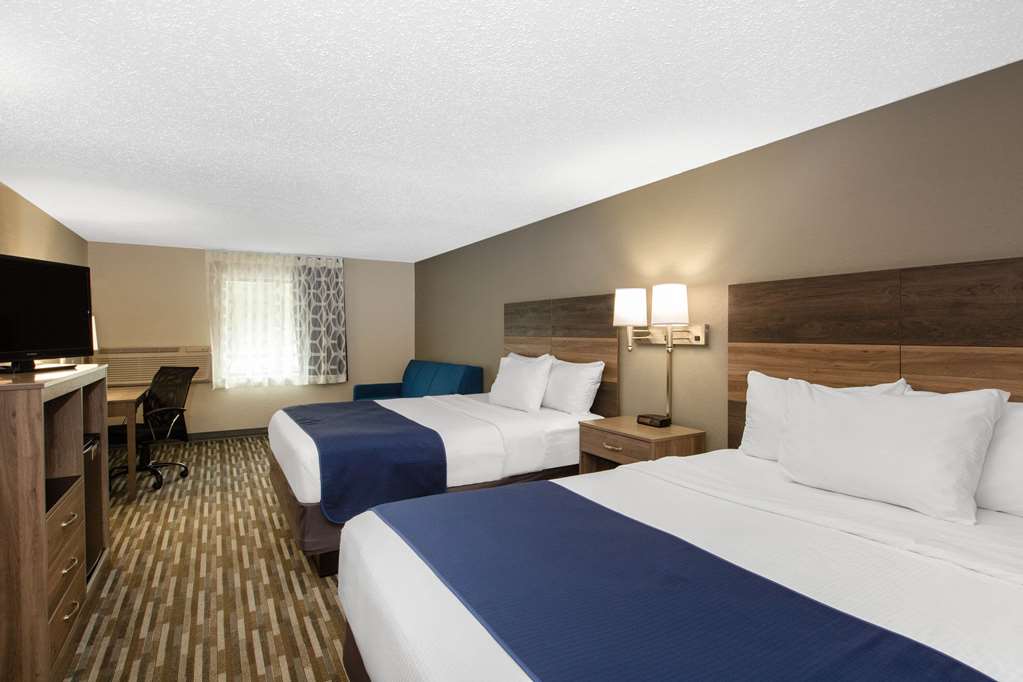 Days Inn & Suites by Wyndham Wisconsin Dells - photo 19