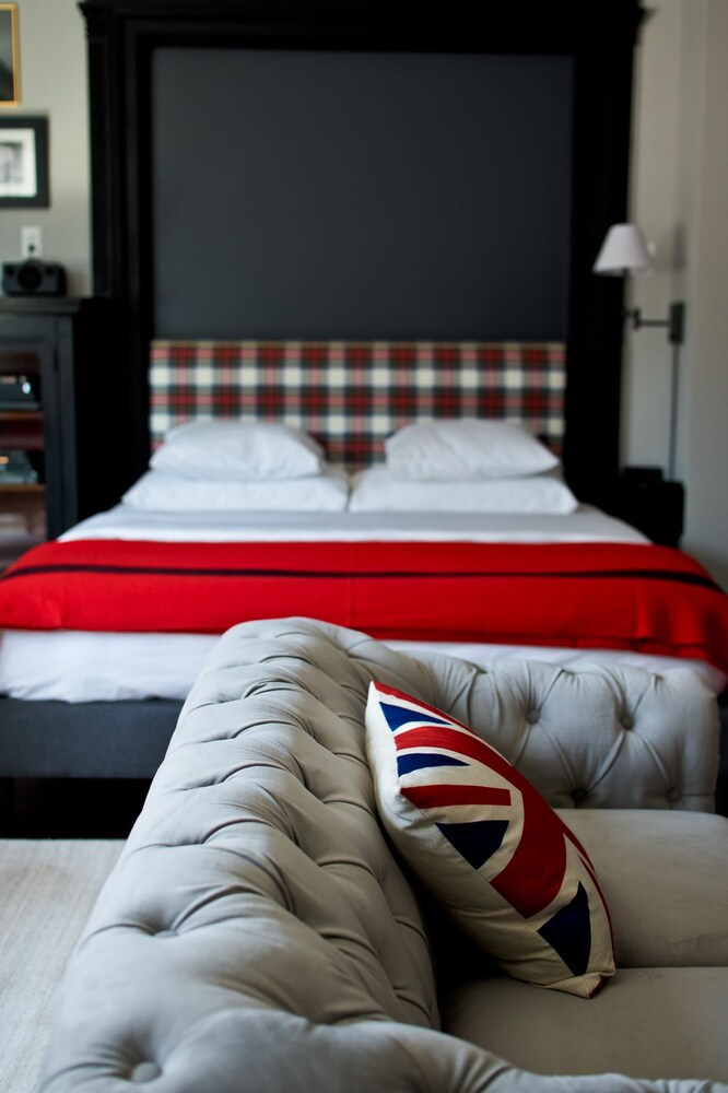 The George - photo 14