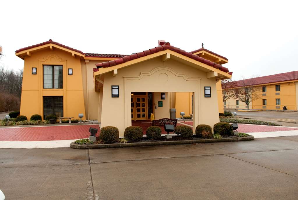 La Quinta Inn Lexington Horse Park - photo 5