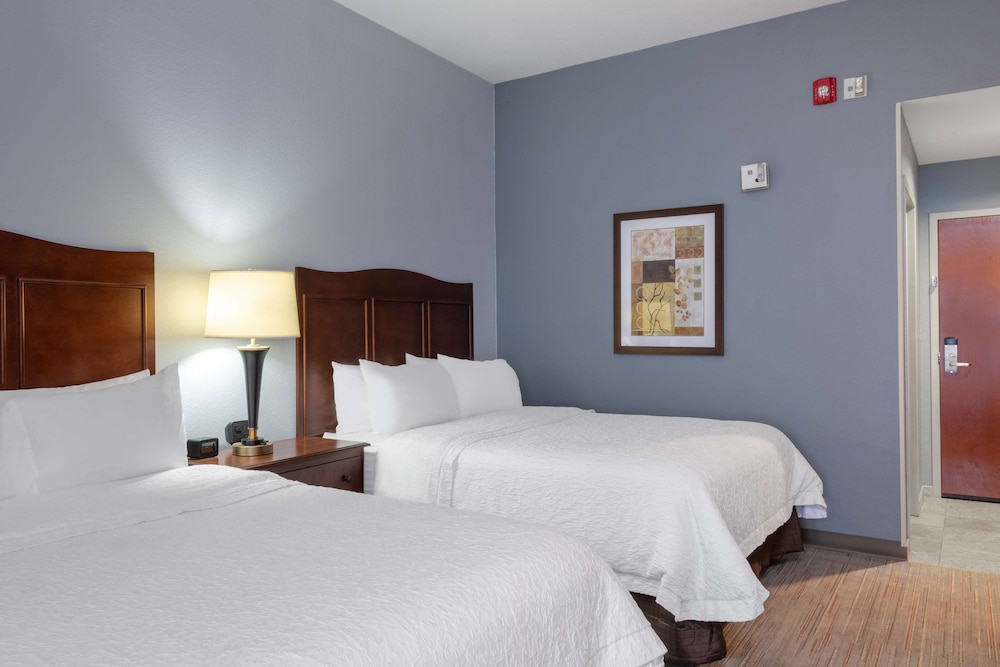 Hampton Inn Denver International Airport - photo 8