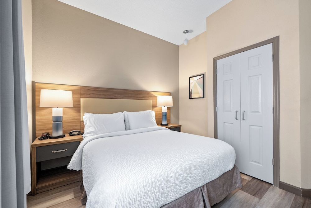 Candlewood Suites Bordentown Trenton by IHG - photo 14