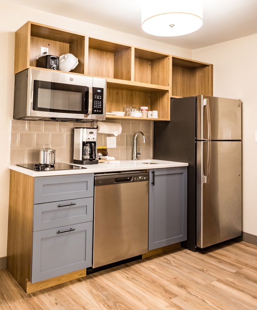 Candlewood Suites Richmond South by IHG - photo 34