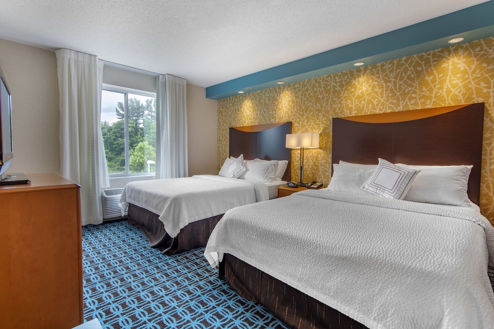 Fairfield Inn & Suites by Marriott Hooksett - photo 12