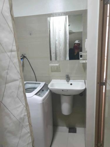 Shore 2 tower 2 - carbon neutral hotel in Manila