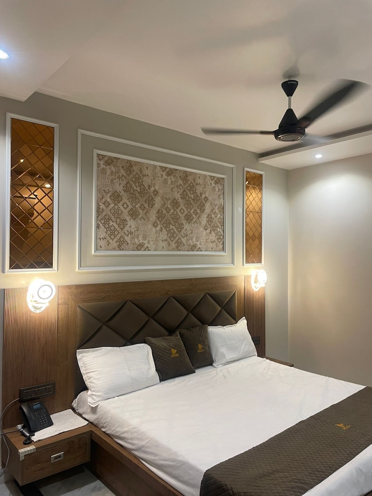 Shehnai Resorts