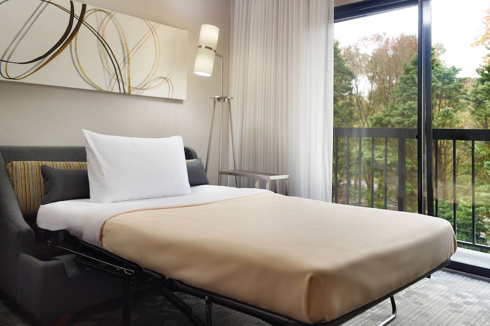 Courtyard by Marriott Nashville Airport - photo 5