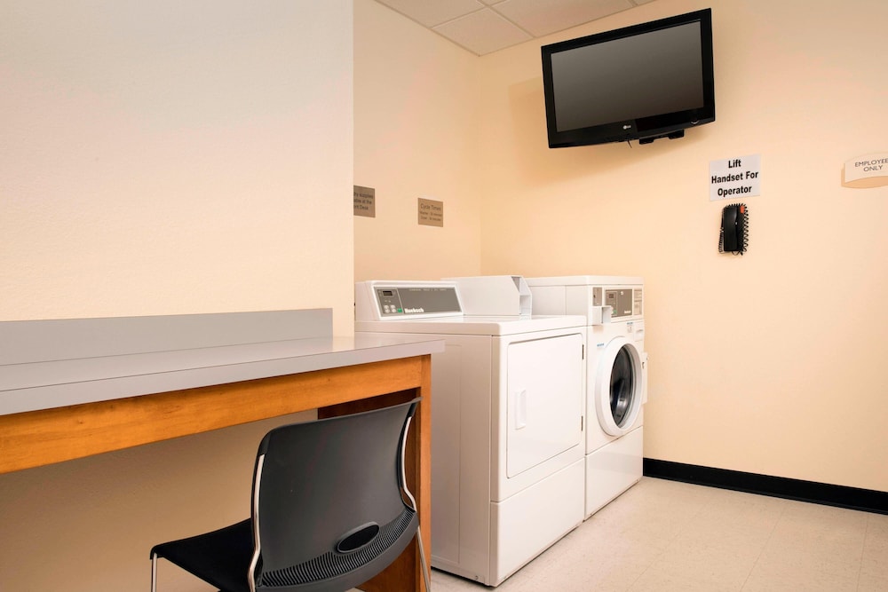 Fairfield Inn & Suites Weatherford - photo 23