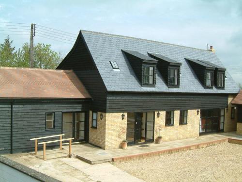 Highfield Farm — 5-Star Luxury Hotel in Sandy, United Kingdom