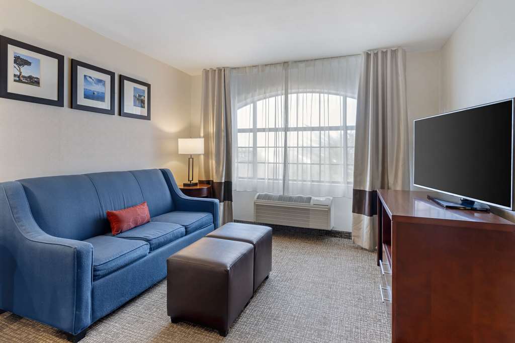 Comfort Inn Marina on the Monterey Bay - photo 26