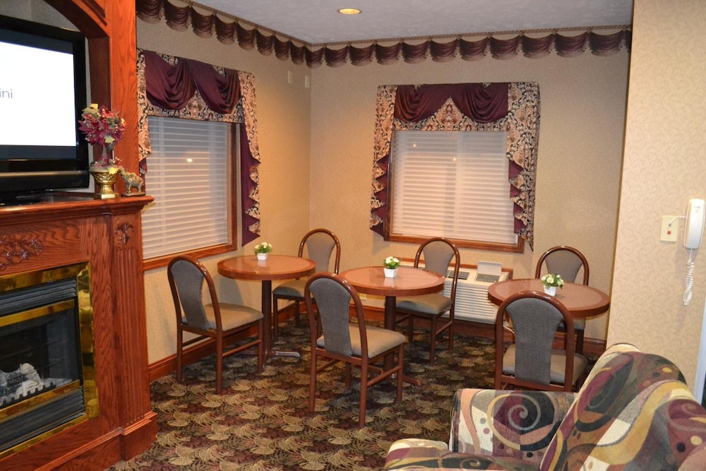 Countryside Suites - photo 36