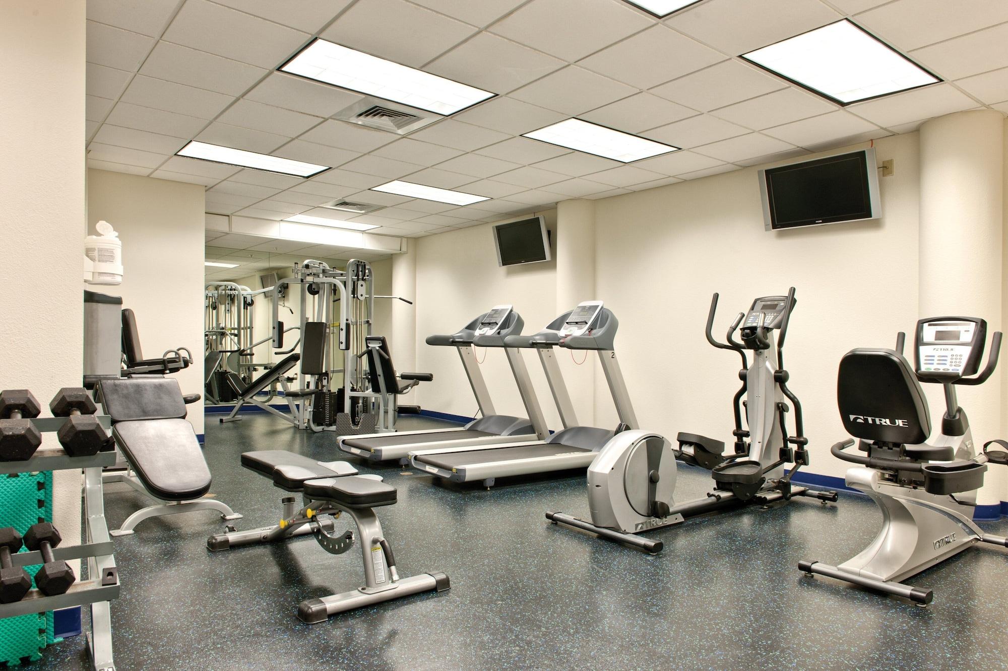 Club Wyndham at Waikiki Beach Walk - photo 4