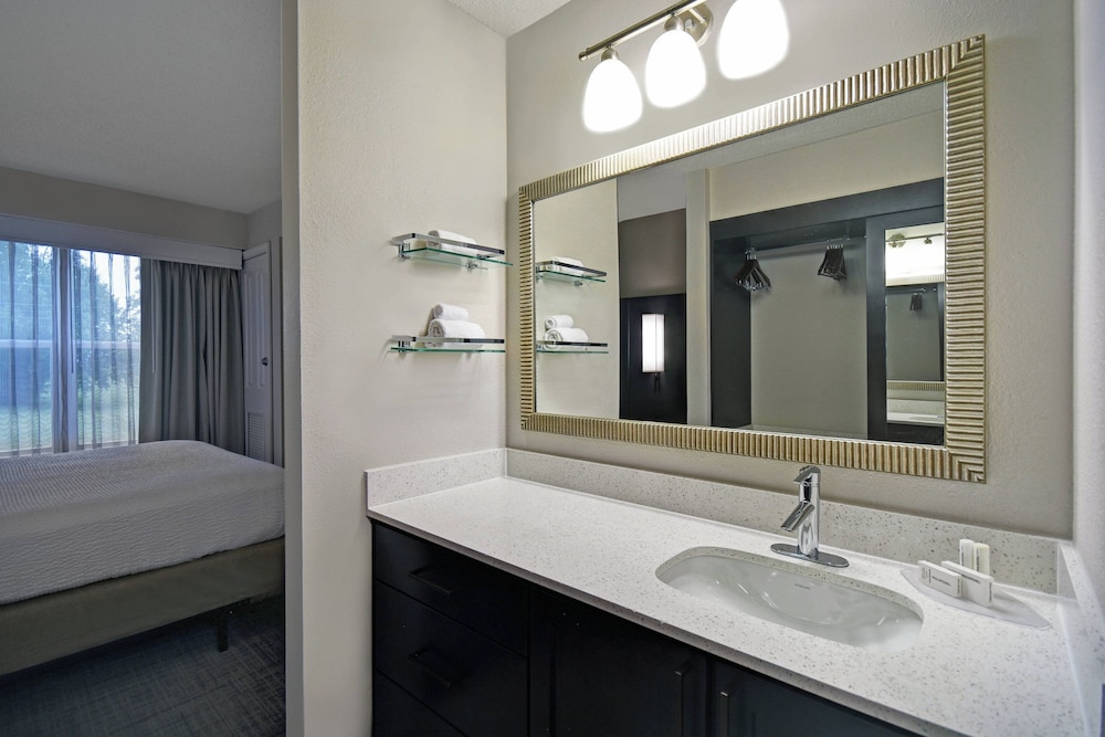 Residence Inn by Marriott Louisville Airport - photo 13