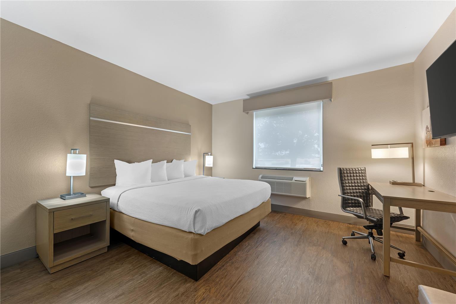 Best Western Plus Killeen Fort Cavazos Hotel & Suites - photo 4
