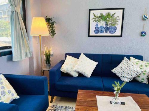 Rahat Manzil The Old Warm Charm 2 Bedroom Apartment in Khar West by Connekt Homes