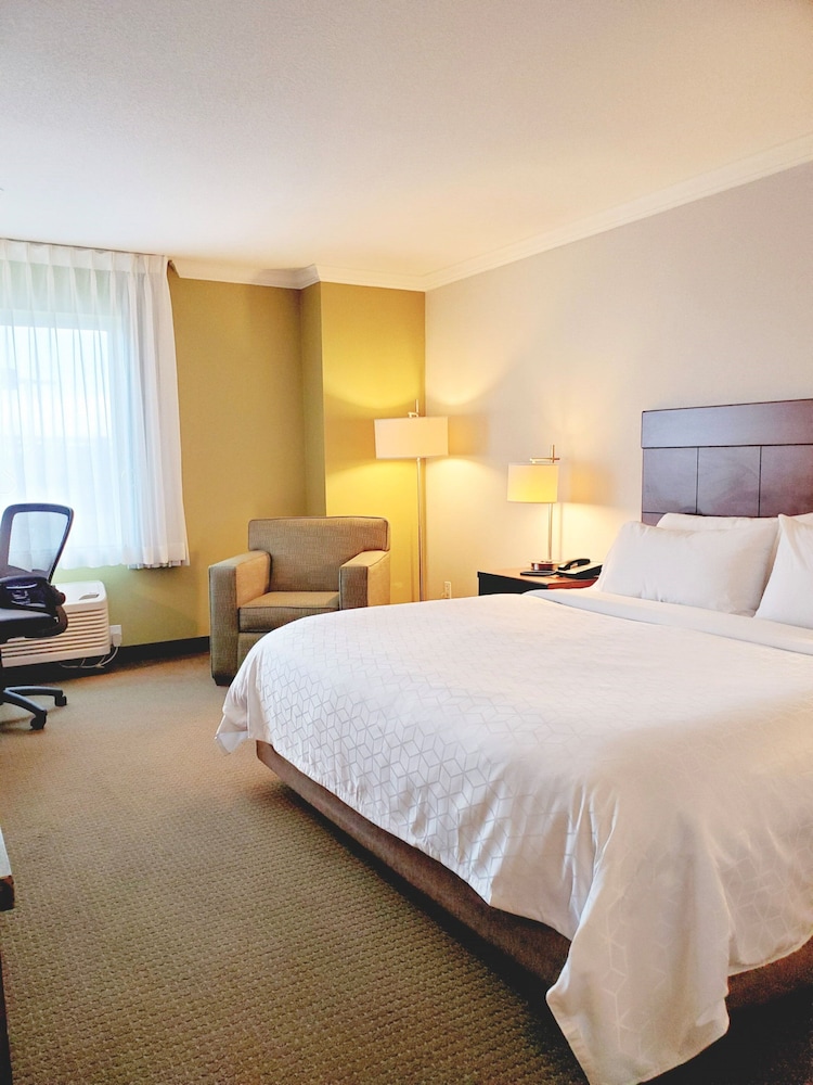 Holiday Inn Express Hotel & Suites Portland NW Downtown by IHG - photo 22