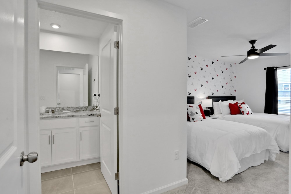 2382zbp Solara Resort 5 Bedroom Townhouse by RedAwning - photo 15