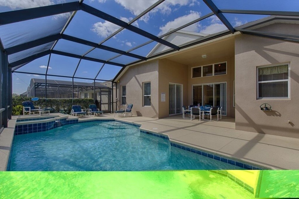 Resort 5 Bed Private Pool & Spa Game Room Home 5 Bedroom Villa by RedAwning - photo 15
