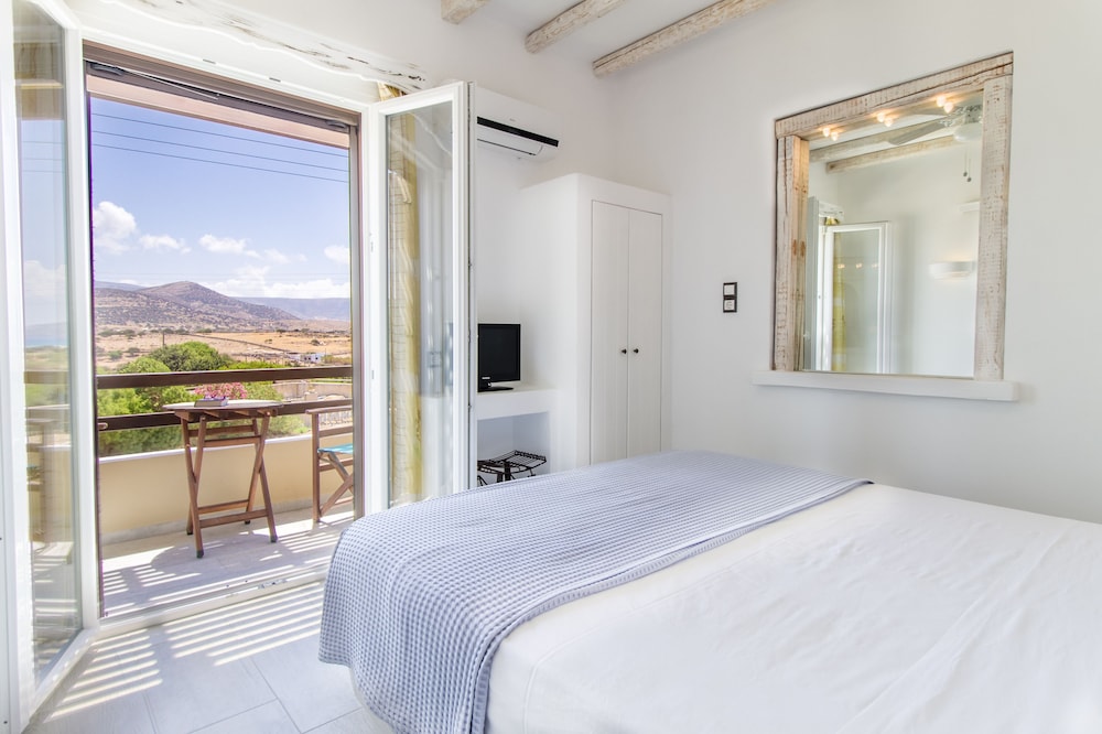 Faros Villa Small Hotel Restaurant — Naxos