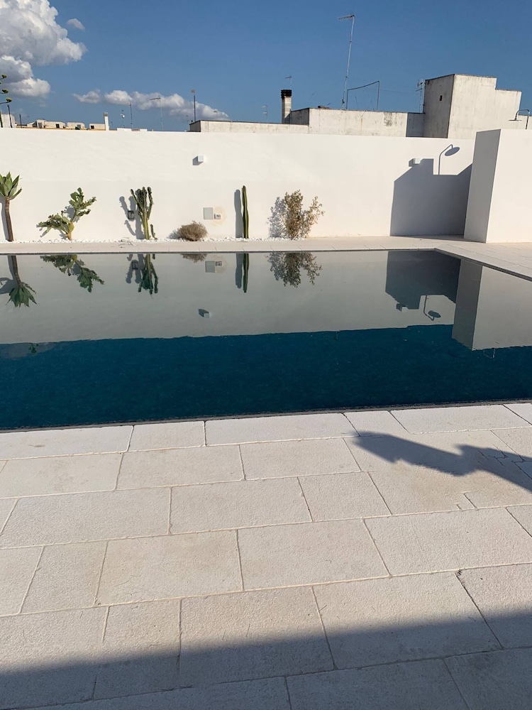 Appartamento Trifoglio TS Residence — 4-Star Luxury Hotel in Sannicola, Italy