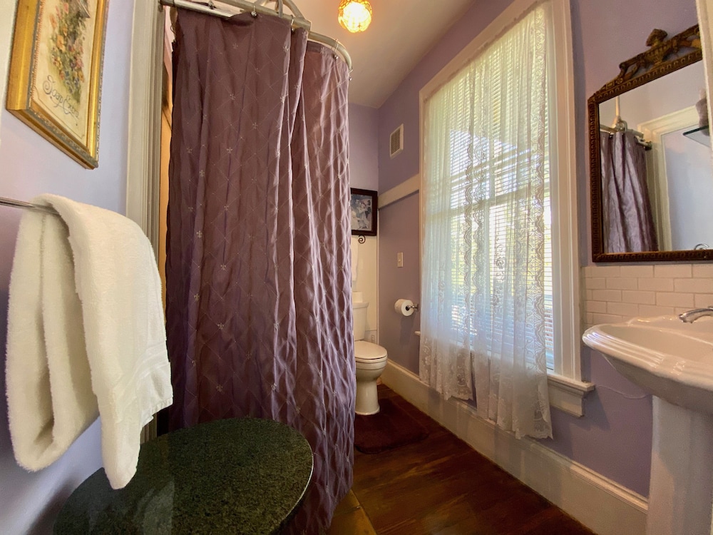 Penny Farthing Inn - photo 34