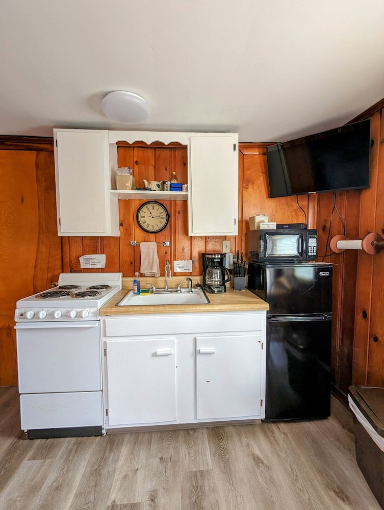 Riverside Motel - photo 87