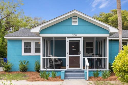 208 W Ashley Central Location 2 Mins to the Beach - featured photo