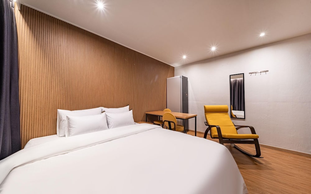 Changwon Palyongdong Hotel TT - last minute hotel in Changwon