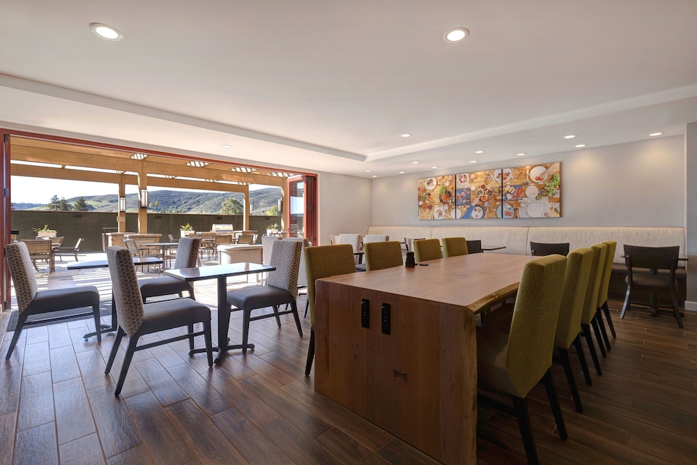 TownePlace Suites San Luis Obispo - photo 47