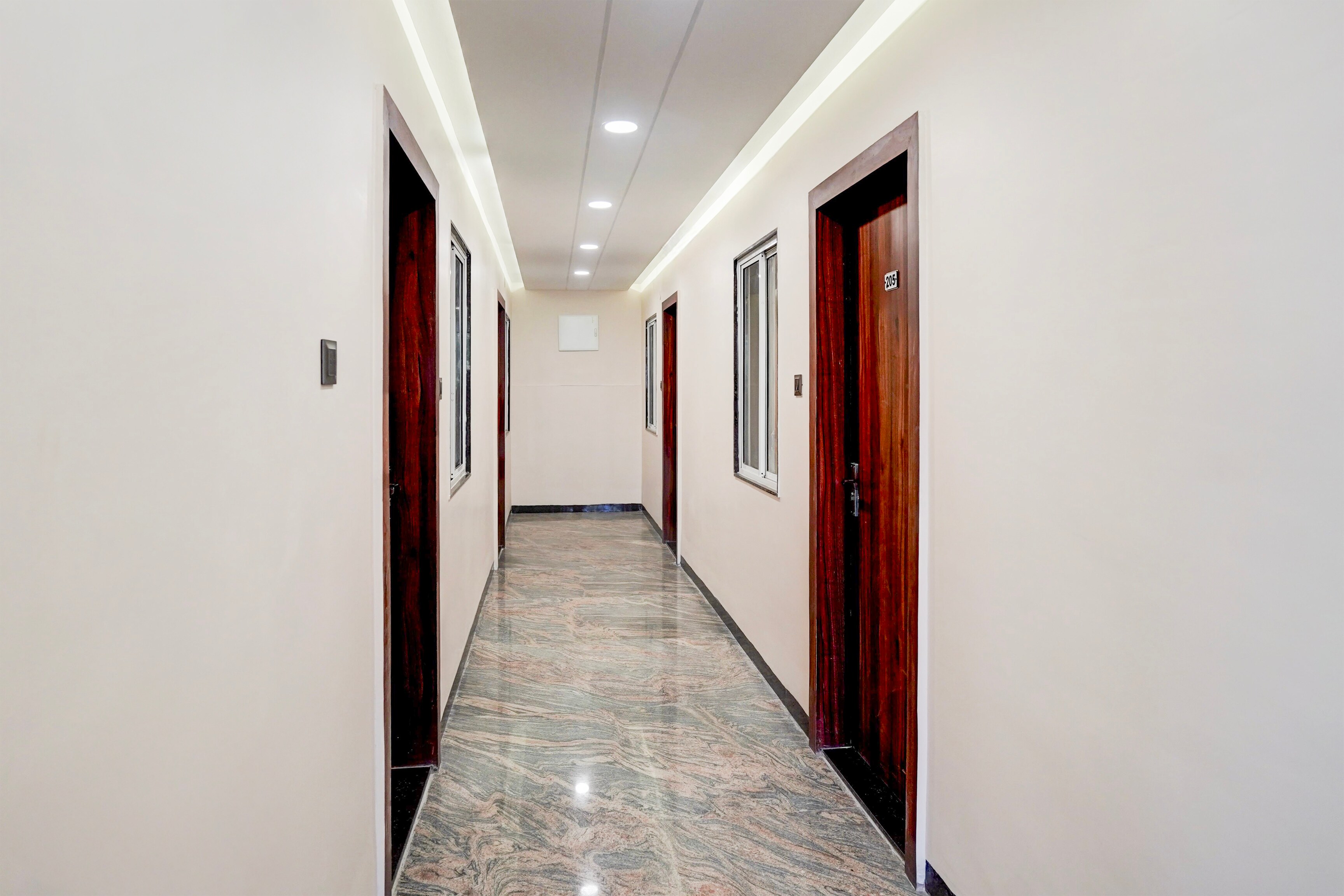 Super Collection O Ganeshpuri Indore - last minute hotel in Indore