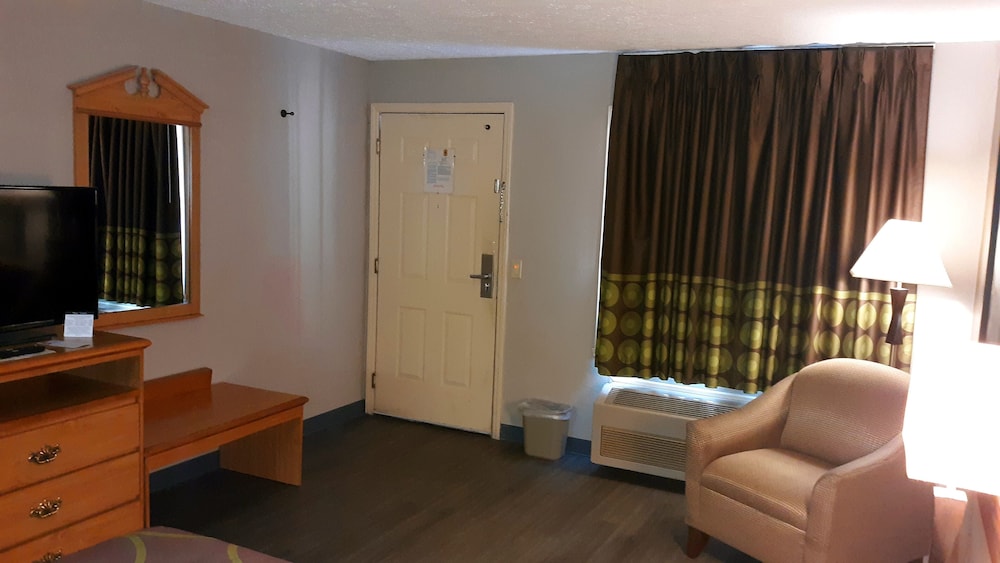 Super 8 by Wyndham Fort Chiswell Wytheville Area - photo 15