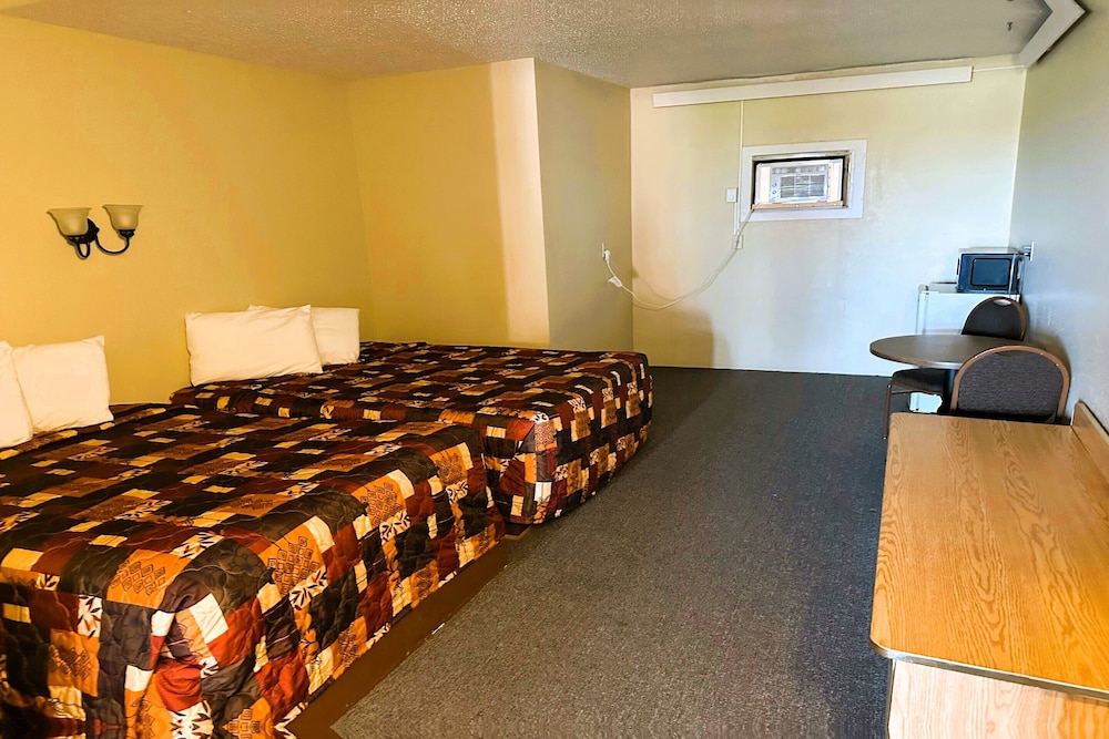 Love Hotels Kadoka by OYO at Badlands SD - photo 23