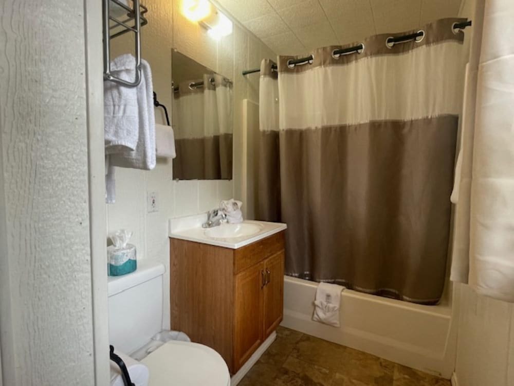 Thunderbird Resort & Event Center - photo 166