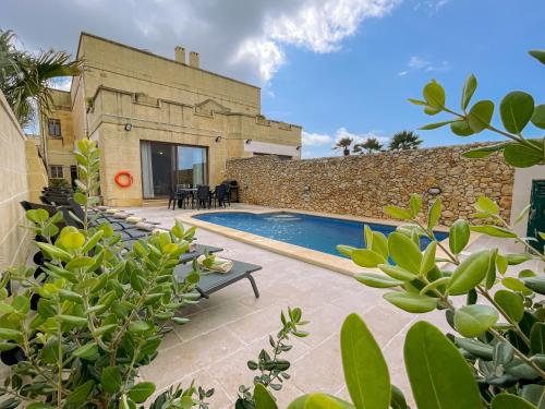Villa Fieldview Gozo Holiday Home — 4-Star Luxury Hotel in Gharb, Malta