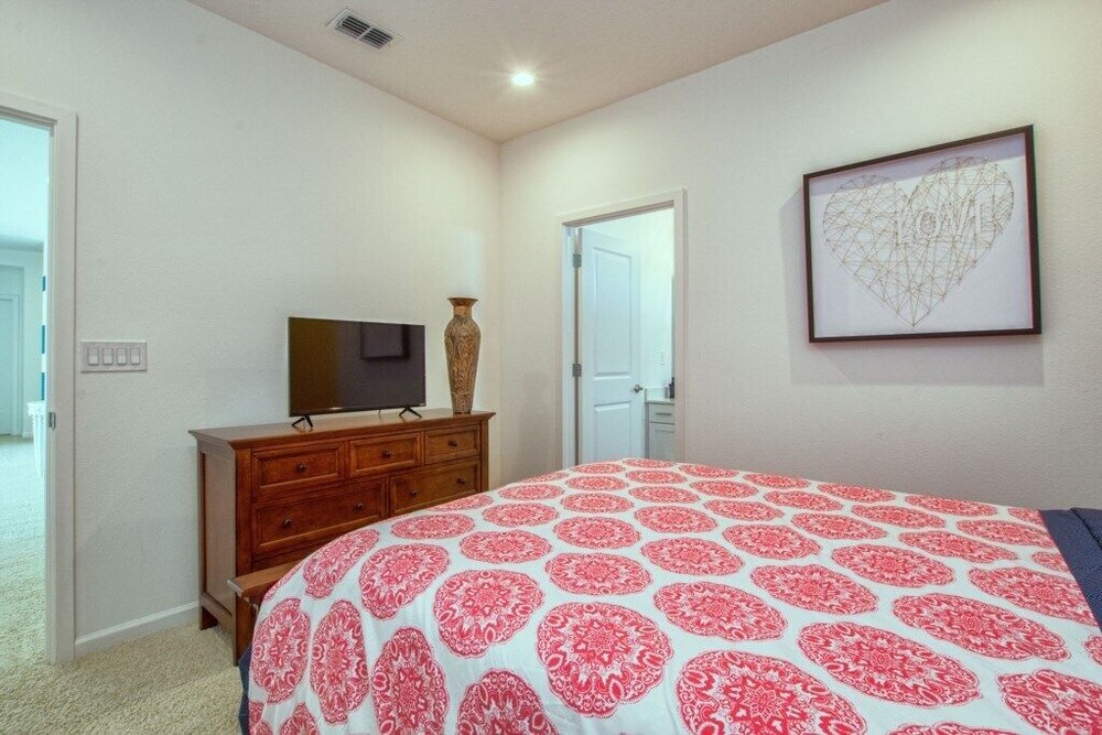 2600YA Luxury Gorgeous Private Pool - photo 12