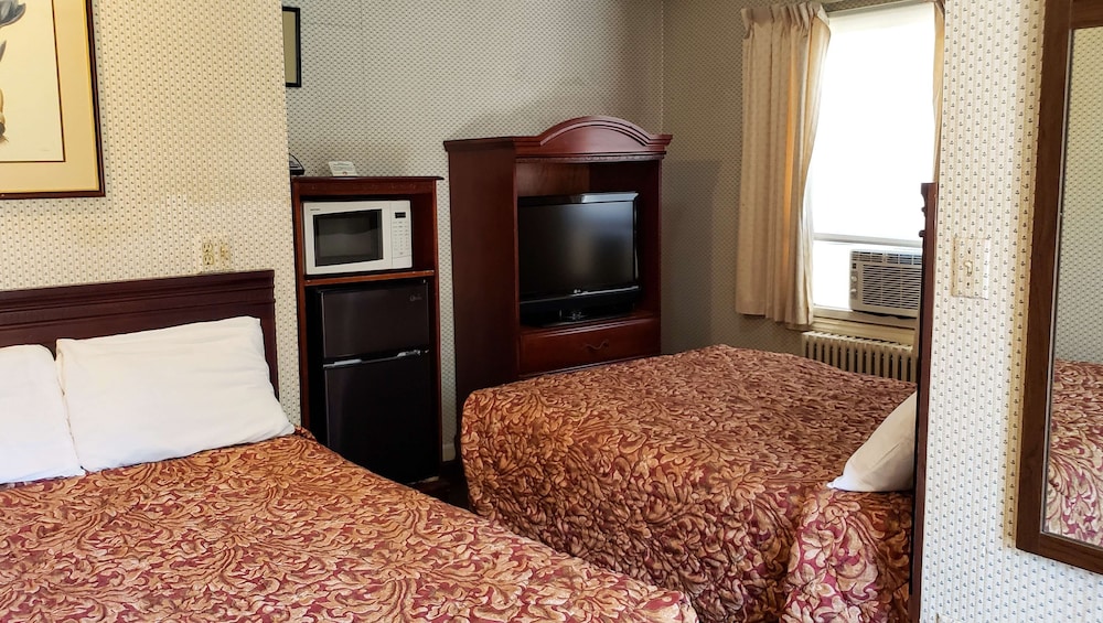 Windmill Inn Lynden - photo 23
